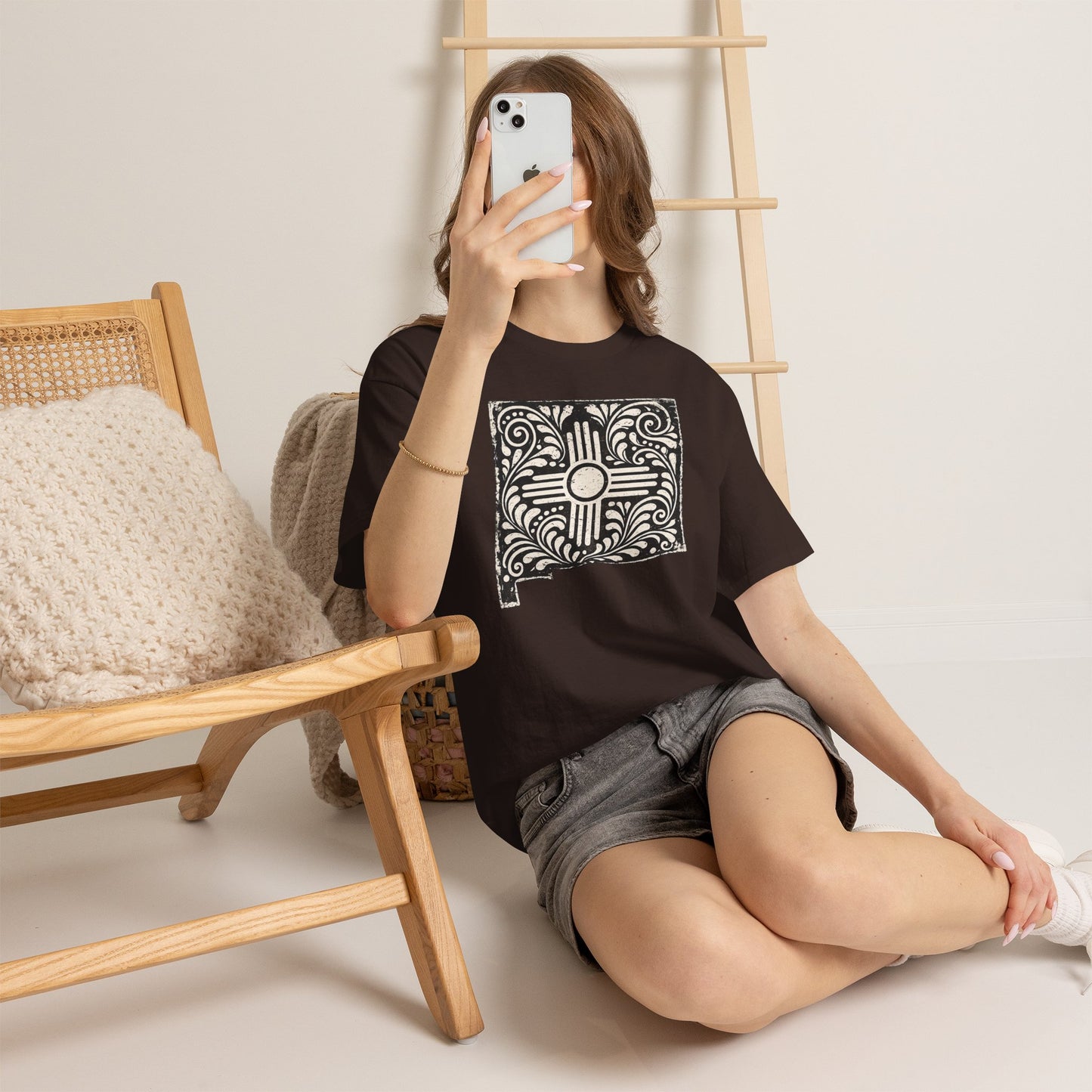 New Mexican Zia Tile Graphic Tee — Vintage Ornamental Southwest Motif - Black