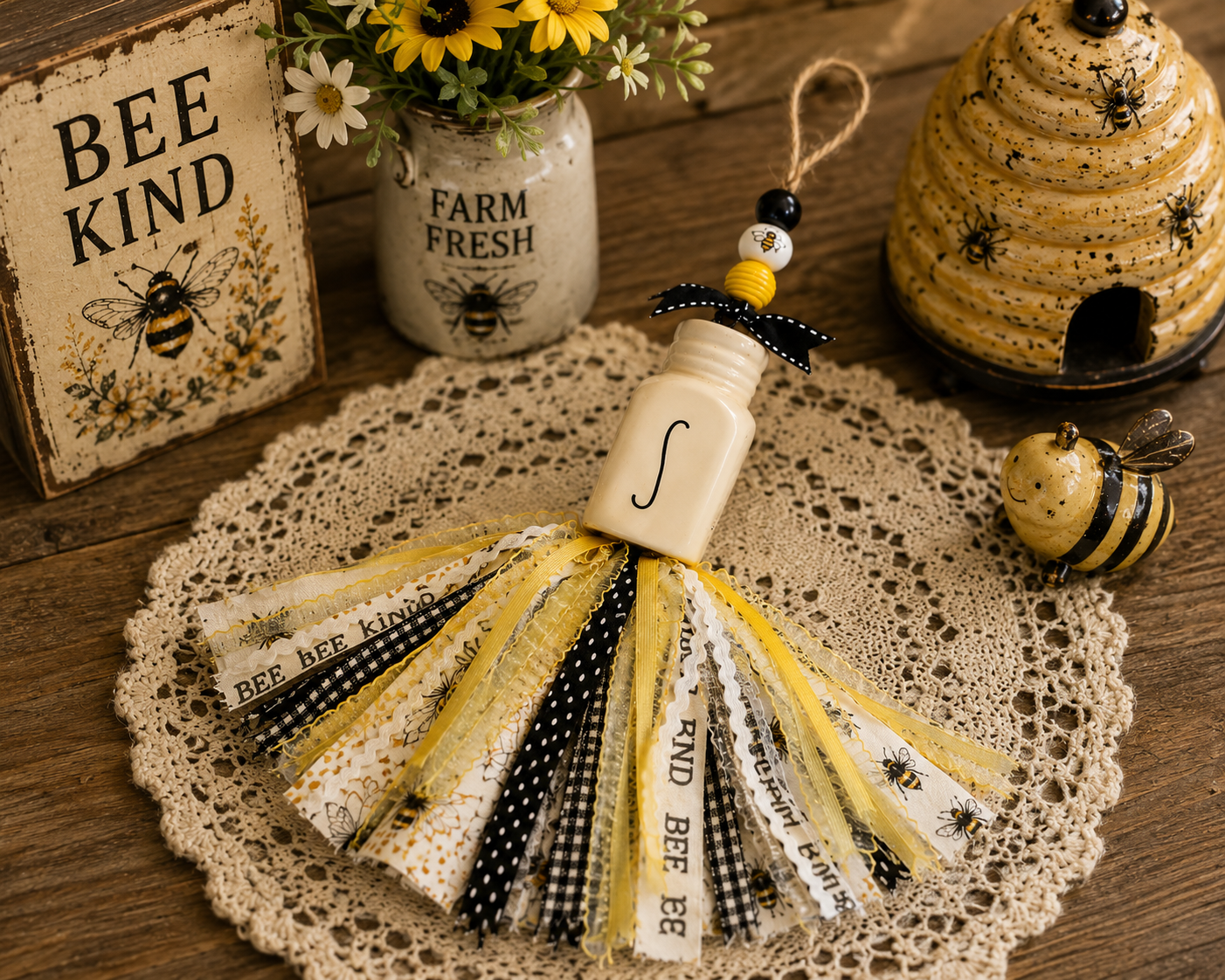 Shabby Chic Salt & Pepper Shaker Bumble Bee Tassel