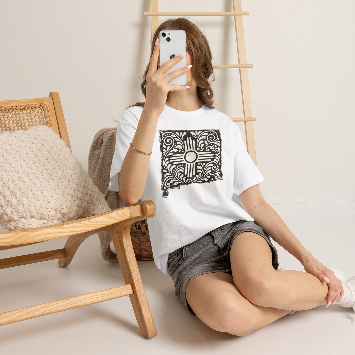 New Mexican Zia Tile Graphic Tee — Vintage Ornamental Southwest Motif - Black