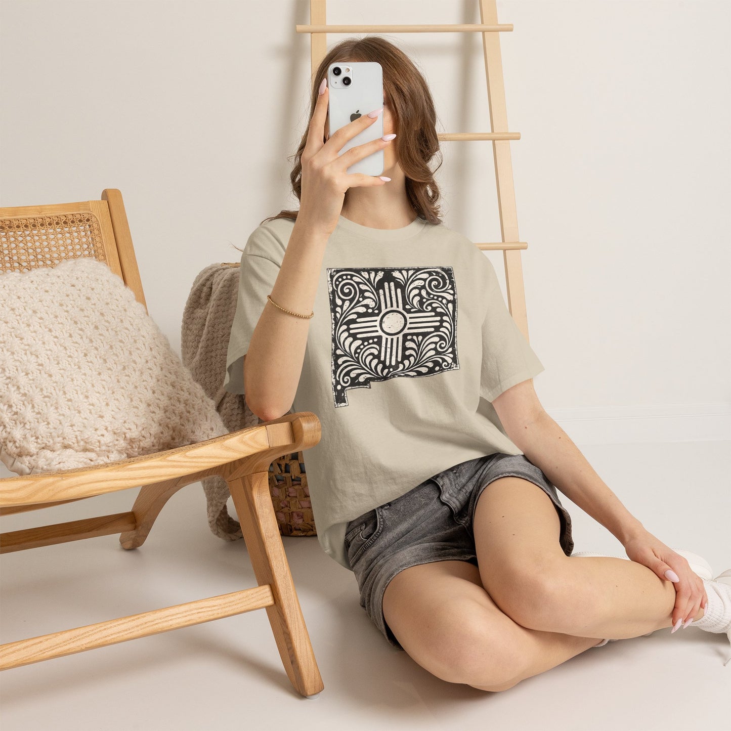 New Mexican Zia Tile Graphic Tee — Vintage Ornamental Southwest Motif - Black