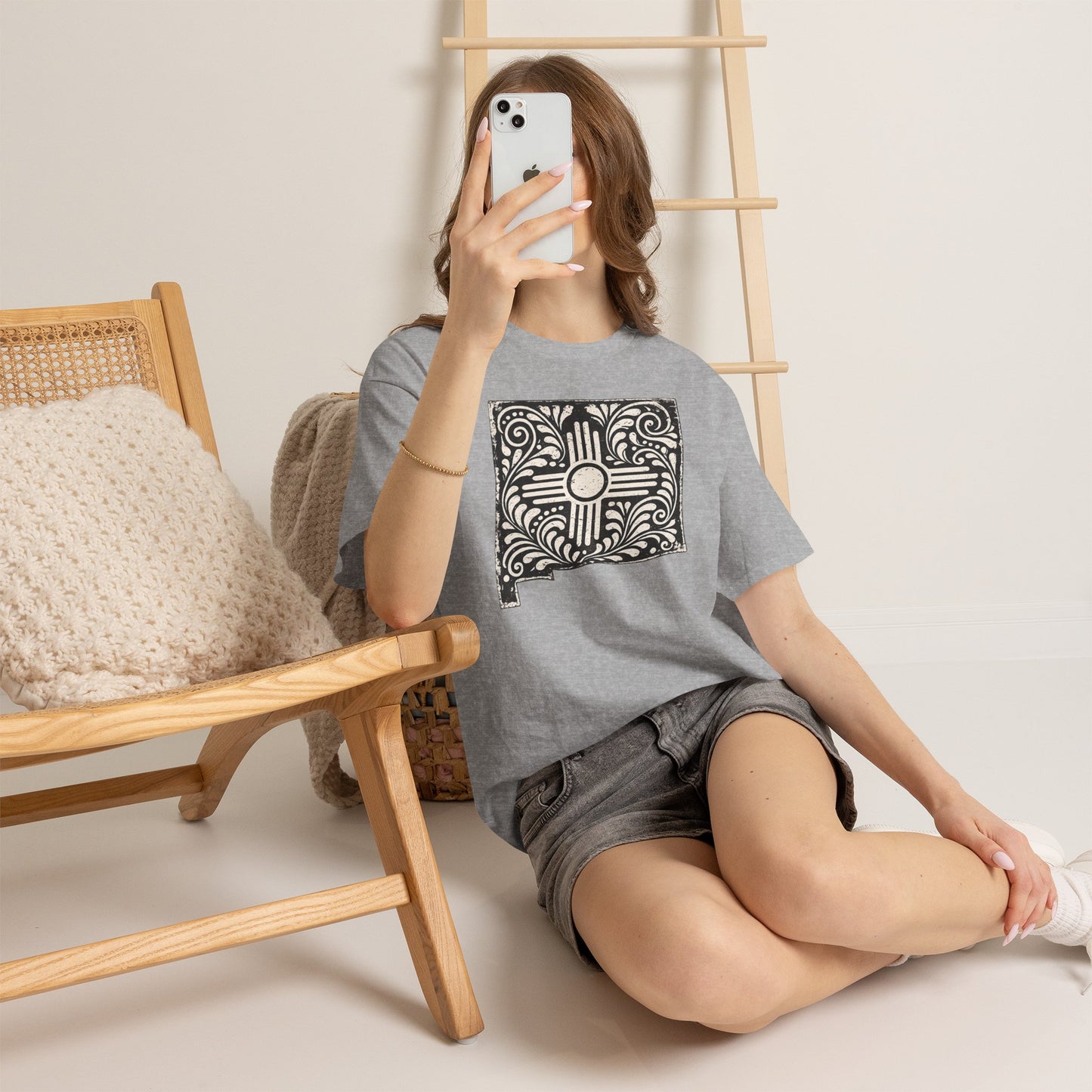 New Mexican Zia Tile Graphic Tee — Vintage Ornamental Southwest Motif - Black