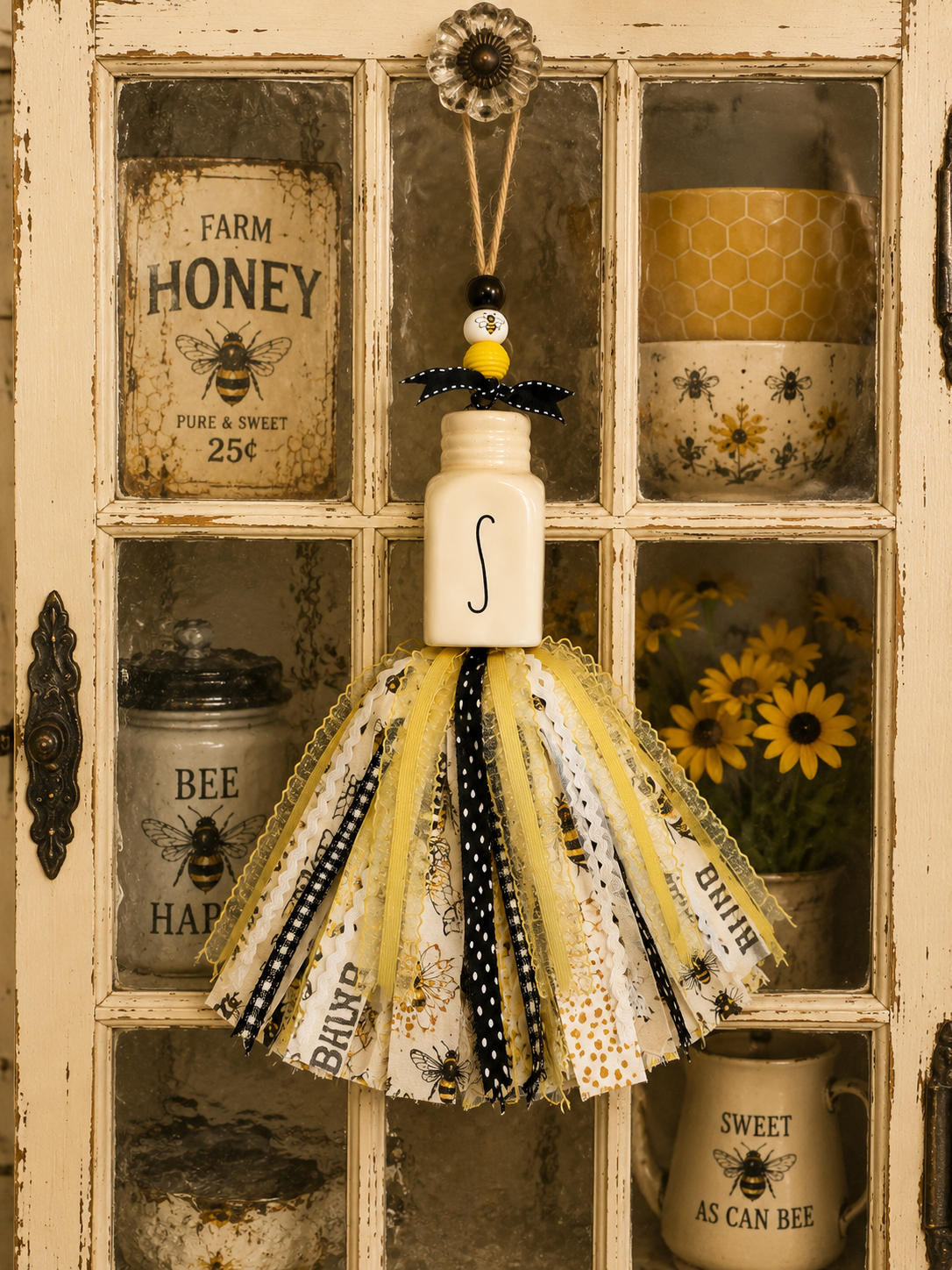Shabby Chic Salt & Pepper Shaker Bumble Bee Tassel